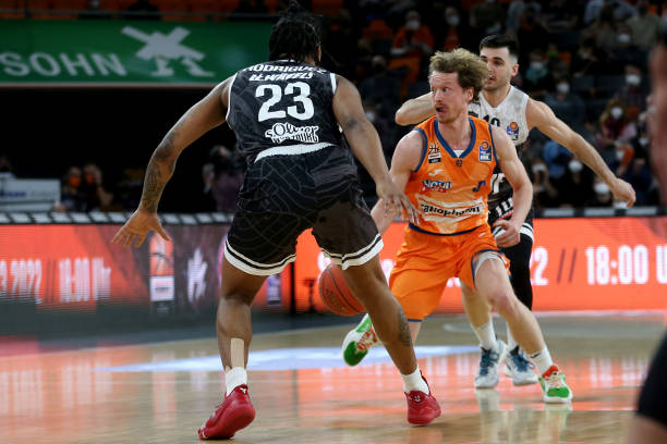 实用四驱 实用四驱