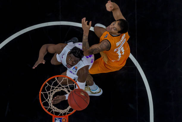 而让许多球 而让许多球